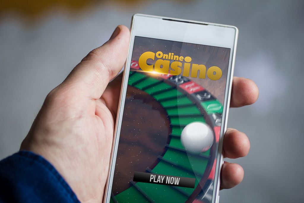 Live Casino vs RNG Games: Which Offers Better Odds for Players?